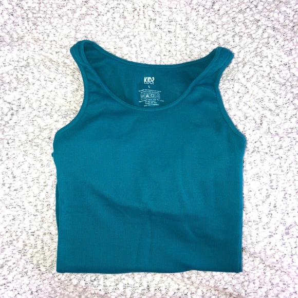 Blue crop - Picture 2 of 2